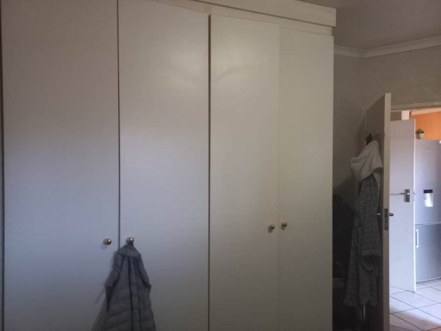 2 Bedroom Property for Sale in Safari Gardens North West